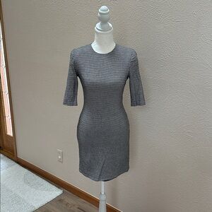 Alice + Olivia Black and White Mini Dress ~ Fits like Size 0